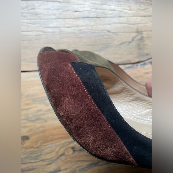 Vintage Bruno Magli Suede Black & Brown Heels with Peep-Toe Made In Italy - Picture 12 of 16